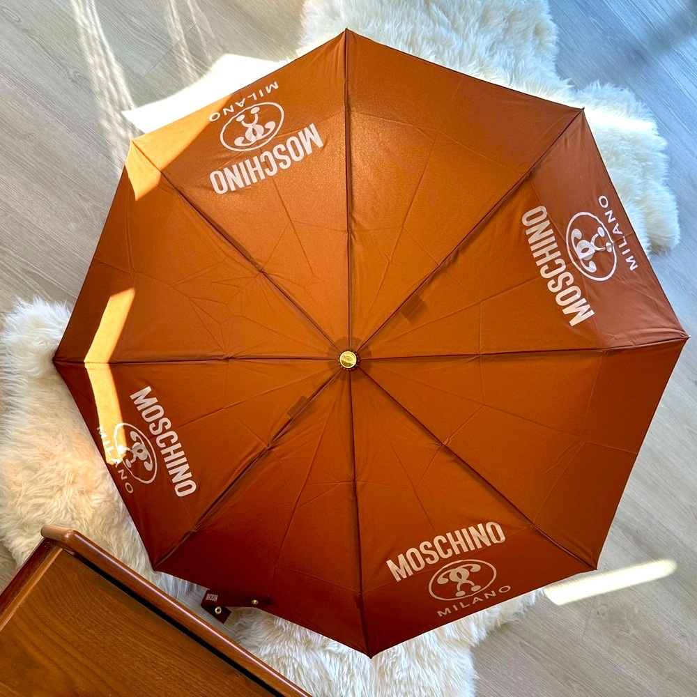 MOSCHINO Logo Automatic Folding Umbrella - Picture 5 of 8